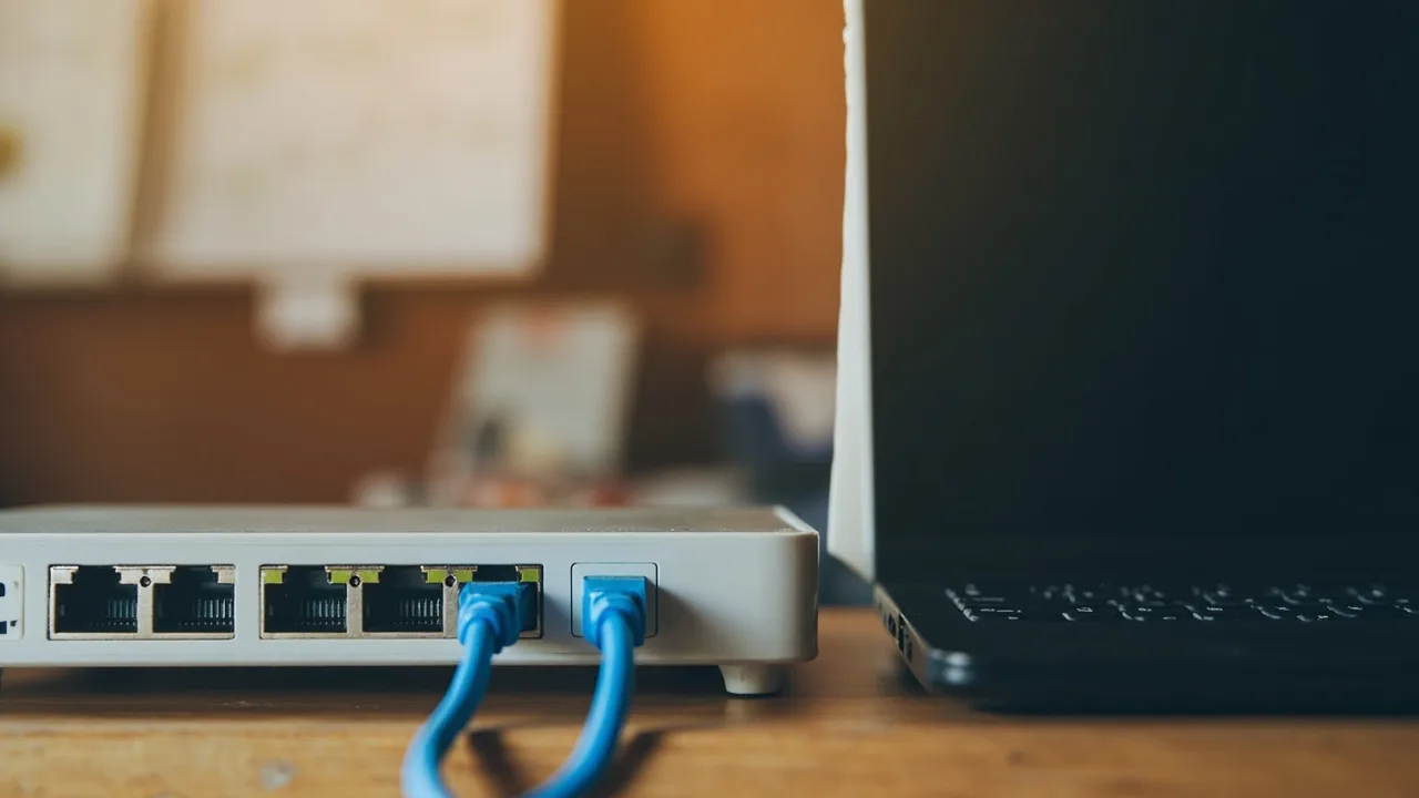 ## 三、TP-Link：查看系统日志与 DHCP 租约